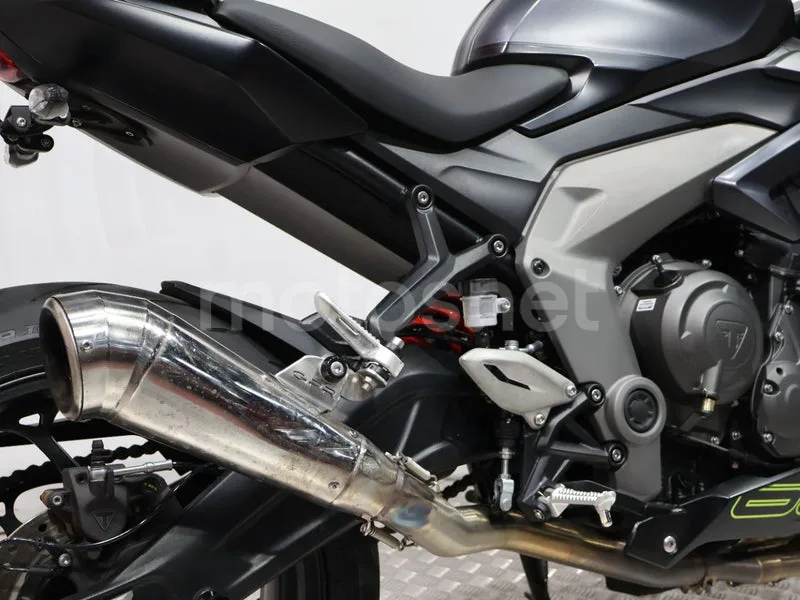 Triumph Daytona 660 - Vista 15