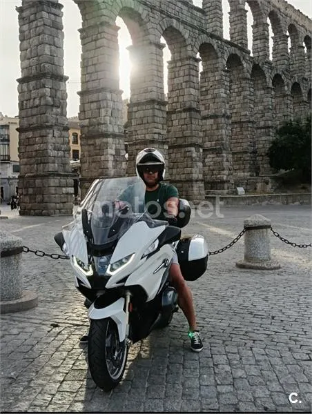 BMW R 1250 RT 18.000 € 2022 Pontevedra - 1