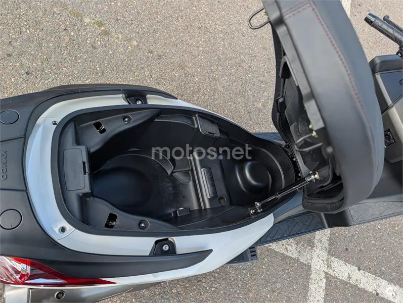 Kymco Super Dink 300 - Vista 18