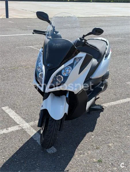 Kymco Super Dink 300 - Vista 9