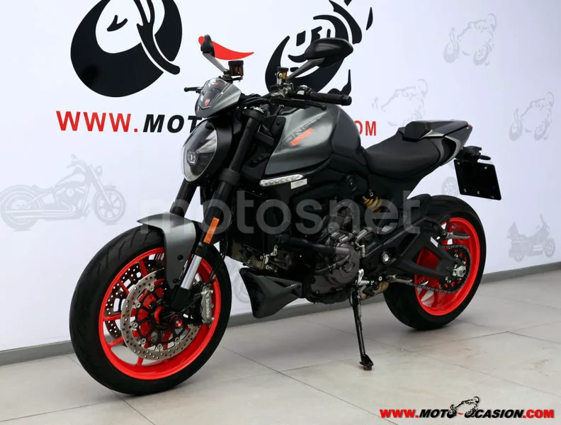 Ducati Monster - Vista 8