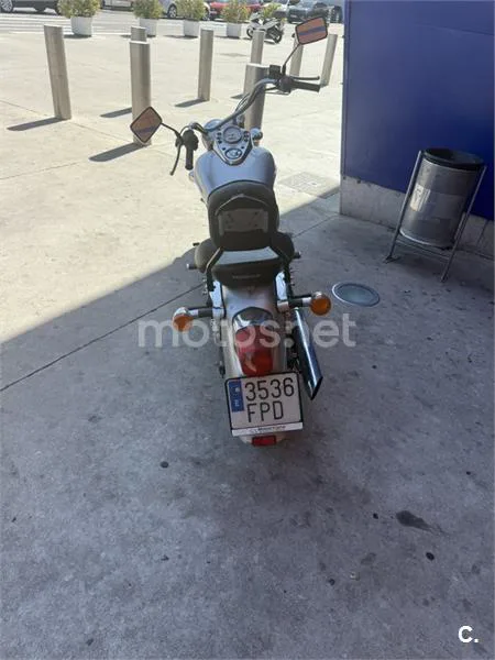Honda Shadow 125 - Vista 5