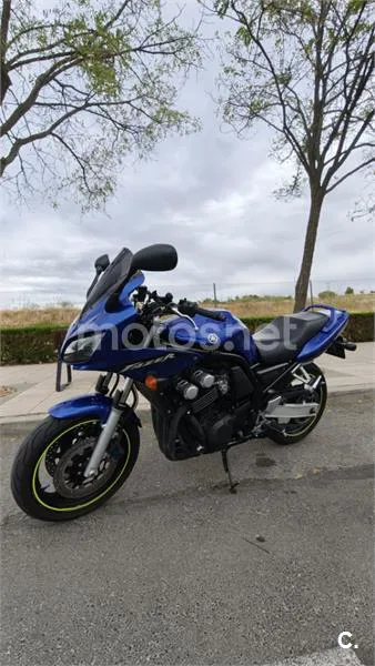 Yamaha FZS600 Fazer 2600 € 2003 Madrid - 1
