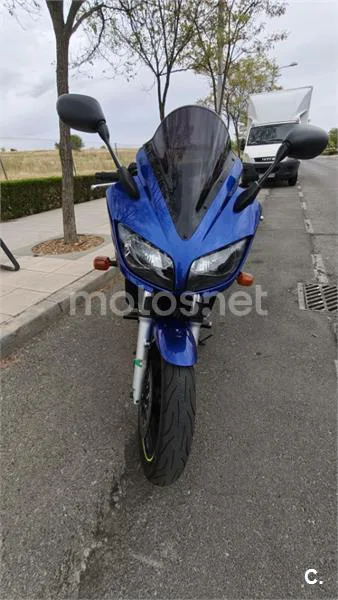 Yamaha FZS600 Fazer 2600 € 2003 Madrid - 2