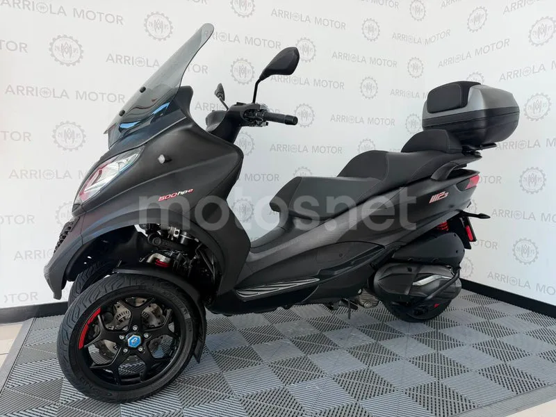 Piaggio MP3 7490 € 2022 Madrid - 1