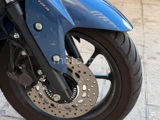 Yamaha NMAX - Vista 11