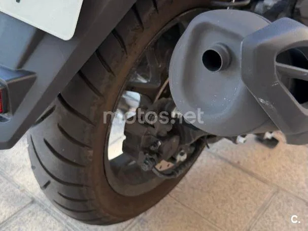 Yamaha NMAX - Vista 12