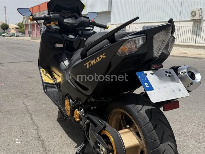 Yamaha TMAX 530 - Vista 8