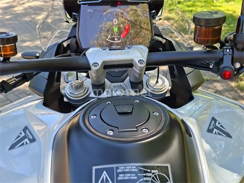 Triumph Tiger 1200 Rally - Vista 17