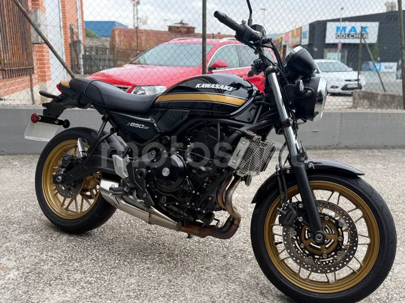 Kawasaki Z650 - Vista 5