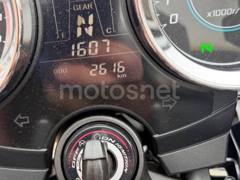 Kawasaki Z650 - Vista 8