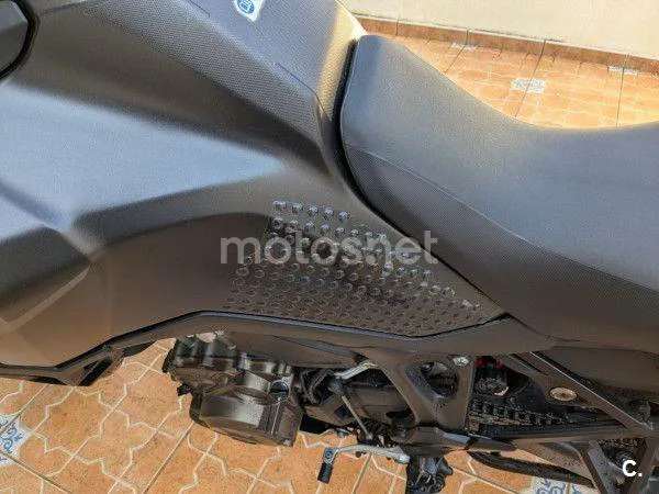 Honda CRF1100L Africa Twin - Vista 7