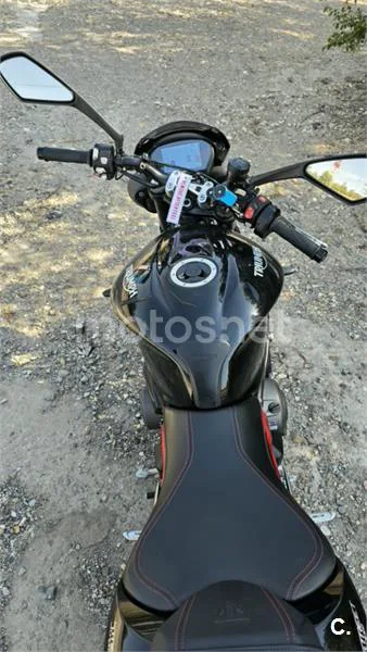 Triumph Street Triple - Vista 6