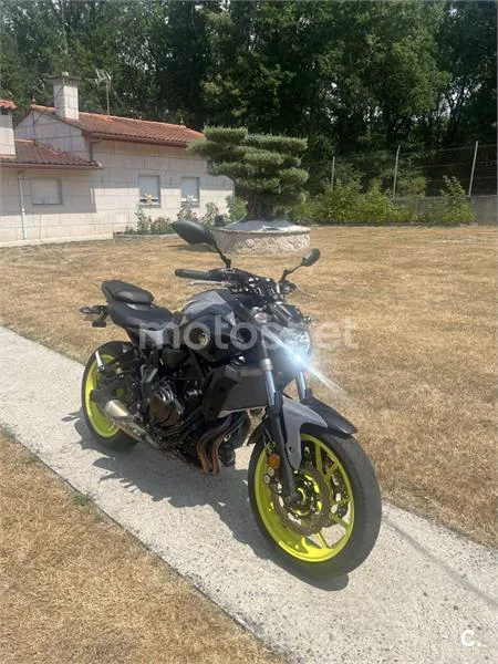 Yamaha MT-07 5900 € 2017 Ourense - 2