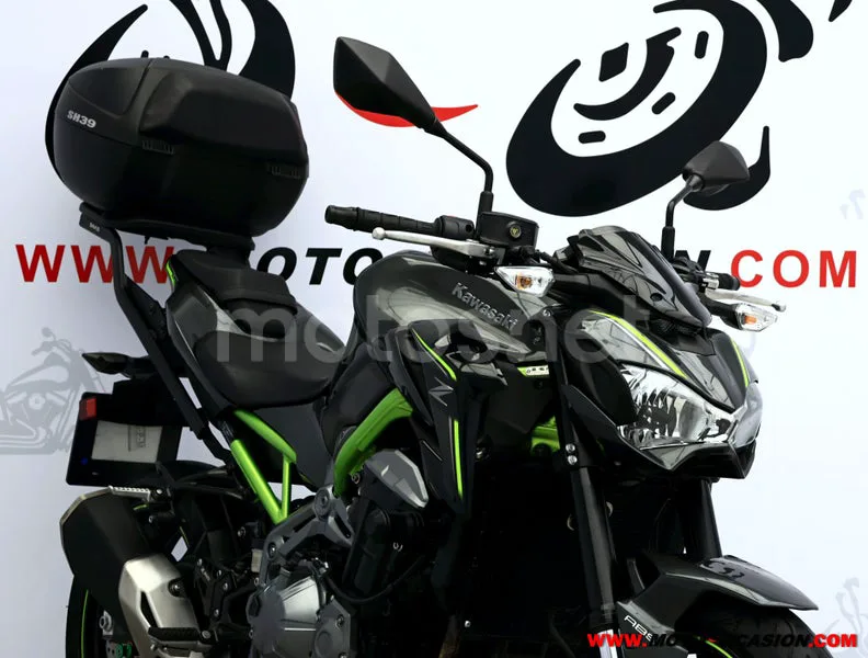 Kawasaki Z900 - Vista 4