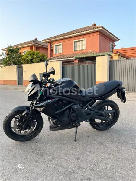 Kawasaki ER-6n - Vista 3