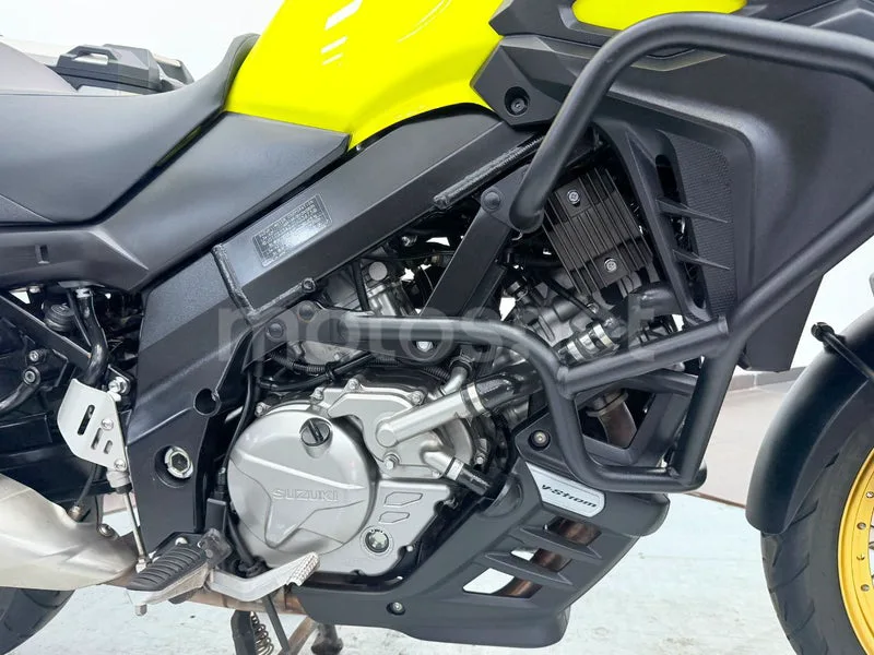 Suzuki V-Strom 650XT - Vista 11