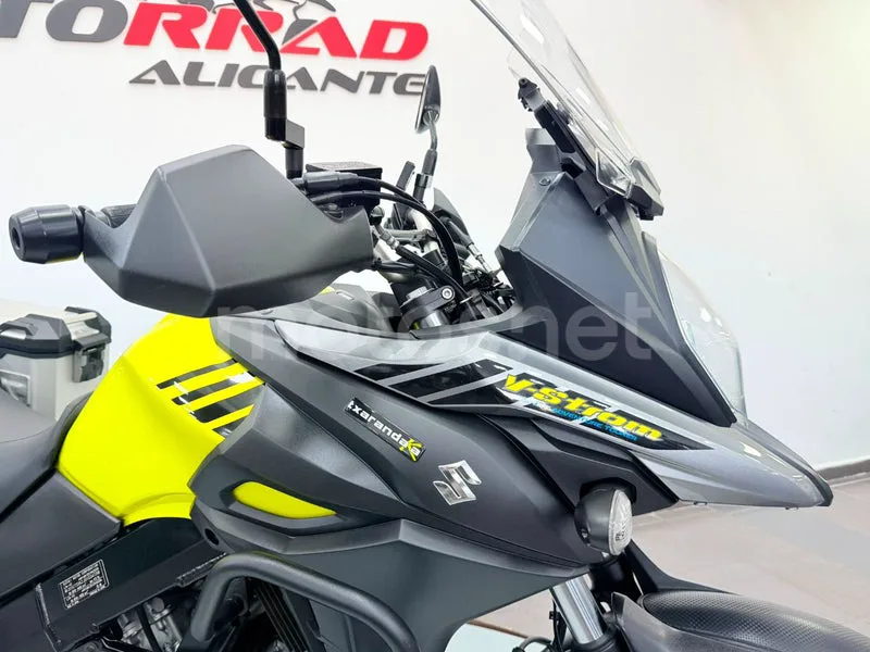 Suzuki V-Strom 650XT - Vista 17