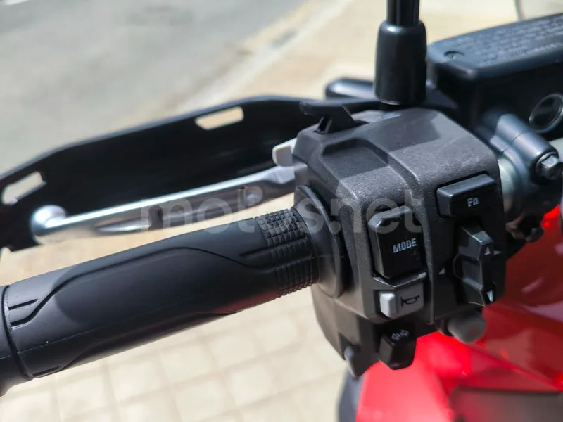 Honda X-ADV - Vista 8