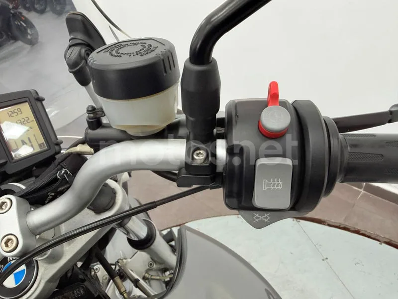BMW R 1200 R - Vista 15