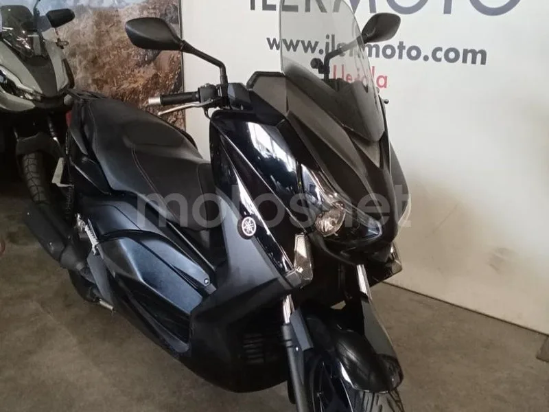 Yamaha XMAX 250 - Vista 3