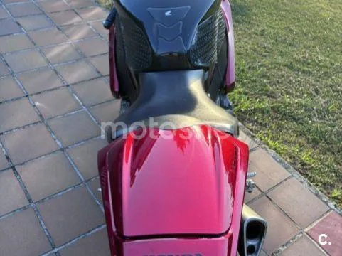 Honda CBR1000RR Fireblade - Vista 3