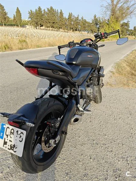 Triumph Trident 660 - Vista 5
