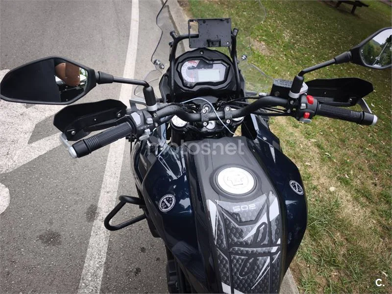 Benelli TRK 502 - Vista 5