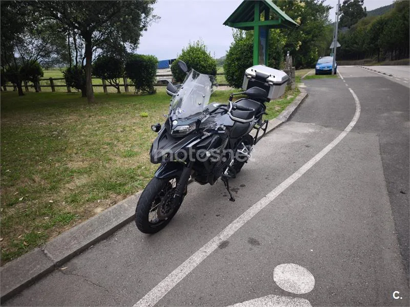 Benelli TRK 502 - Vista 7