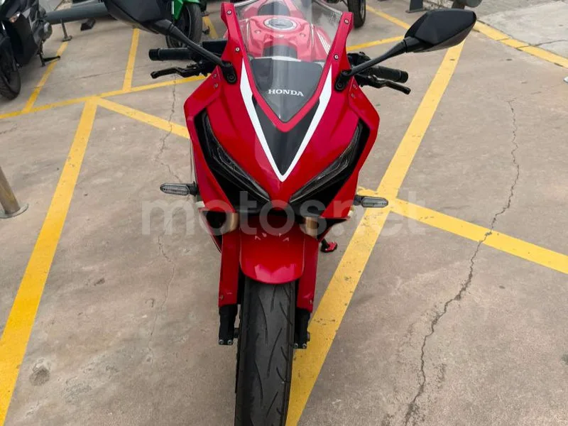 Honda CBR650R - Vista 3