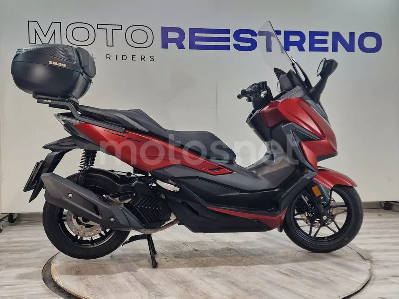 Honda Forza 125 - Vista 6