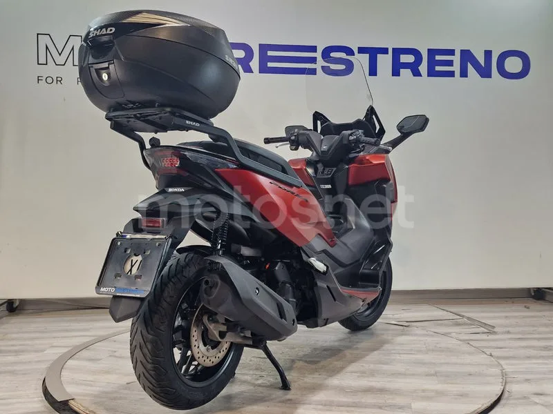 Honda Forza 125 - Vista 7