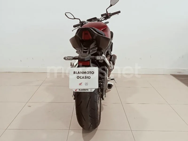 Honda CB650R - Vista 8