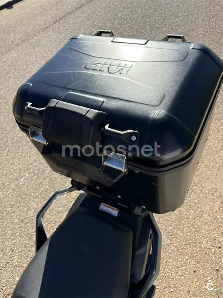 Suzuki V-Strom 650XT - Vista 6
