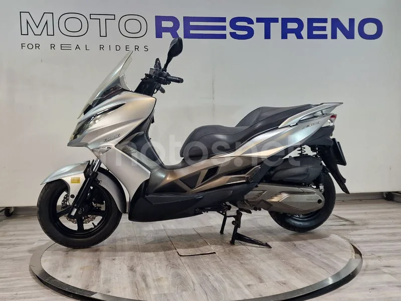Kawasaki J300 2995 € 2014 Alicante - 2