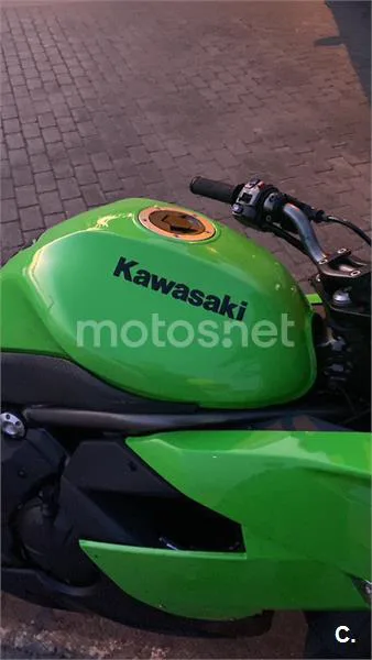 Kawasaki ER-6f - Vista 4