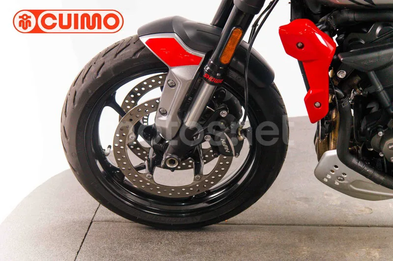 Triumph Trident 660 - Vista 39