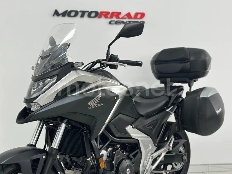 Honda NC750X - Vista 6