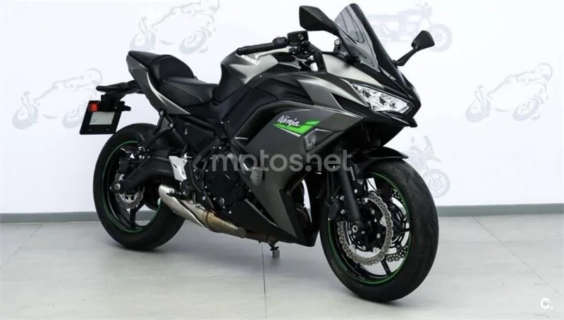 Kawasaki Ninja 650 - Vista 3