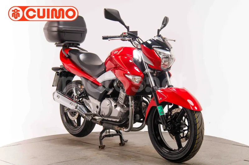 Suzuki Inazuma 250 2699 € 2013 Madrid - 1