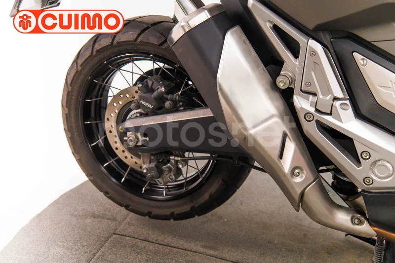 Honda X-ADV - Vista 15