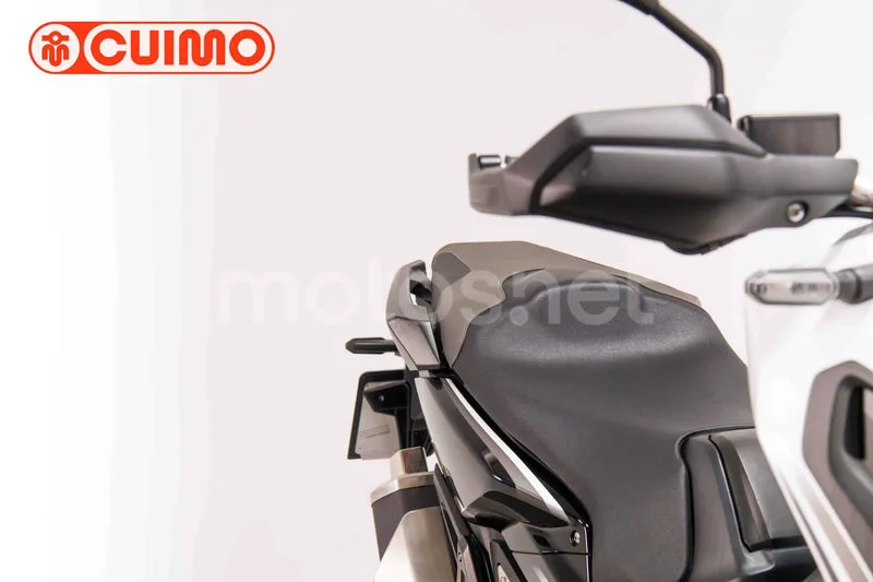 Honda X-ADV - Vista 12