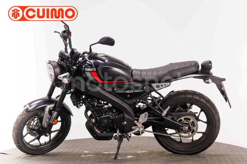 Yamaha XSR125 - Vista 16
