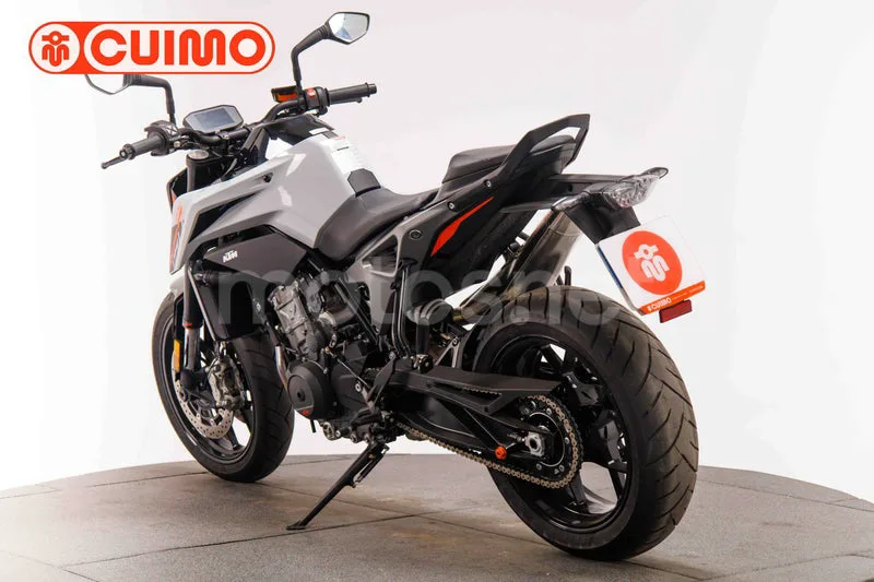 KTM 790 Adventure - Vista 6