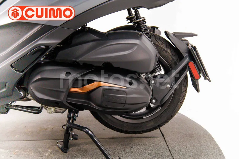 Piaggio MP3 530 Exclusive - Vista 18