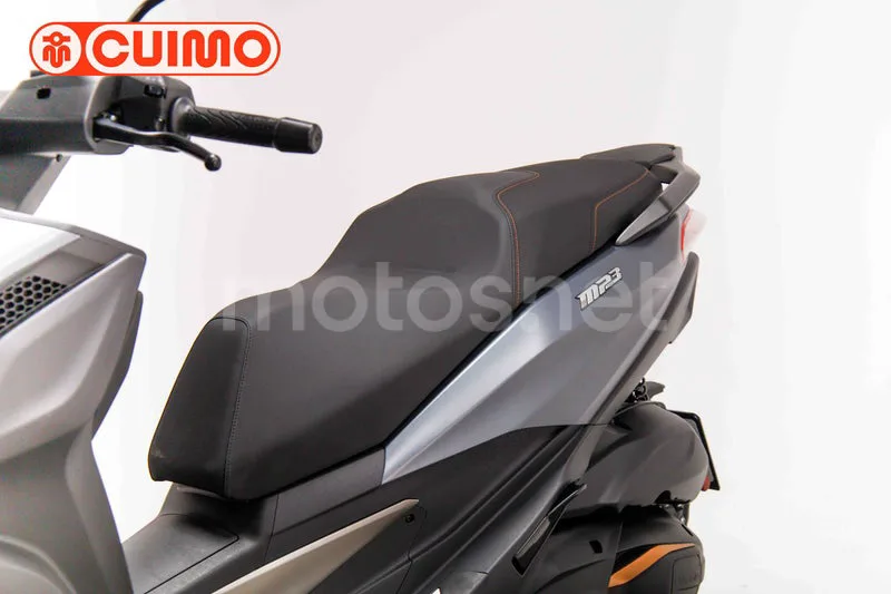 Piaggio MP3 530 Exclusive - Vista 22