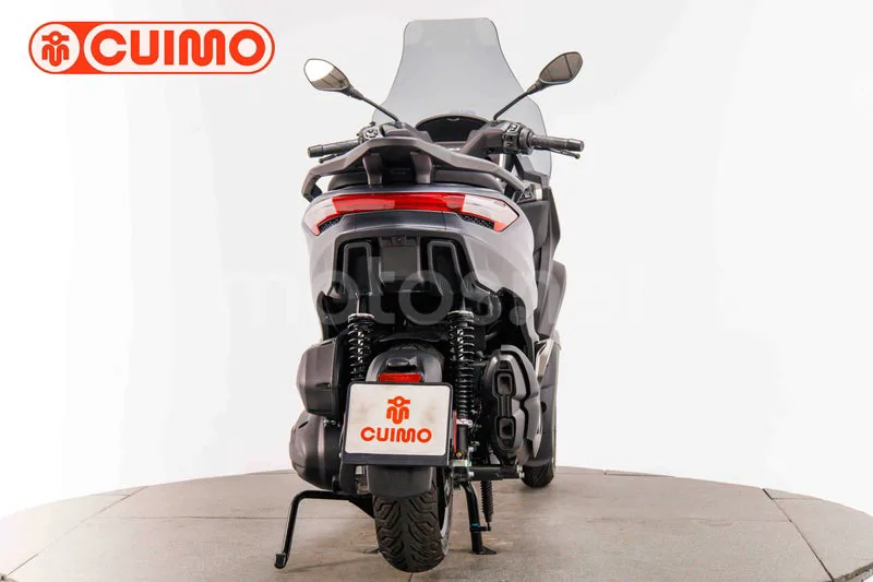 Piaggio MP3 530 Exclusive - Vista 5