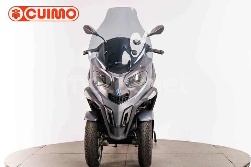 Piaggio MP3 530 Exclusive - Vista 10