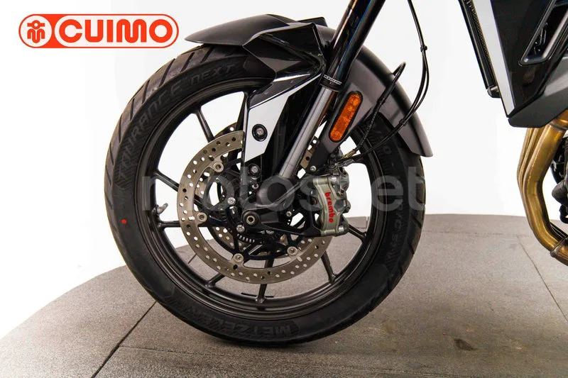 Triumph Tiger 900 - Vista 22