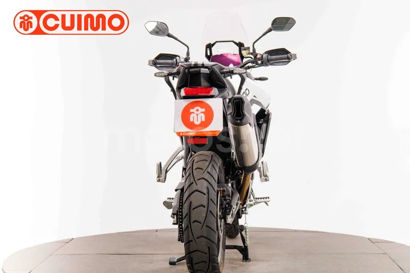 Triumph Tiger 900 - Vista 5